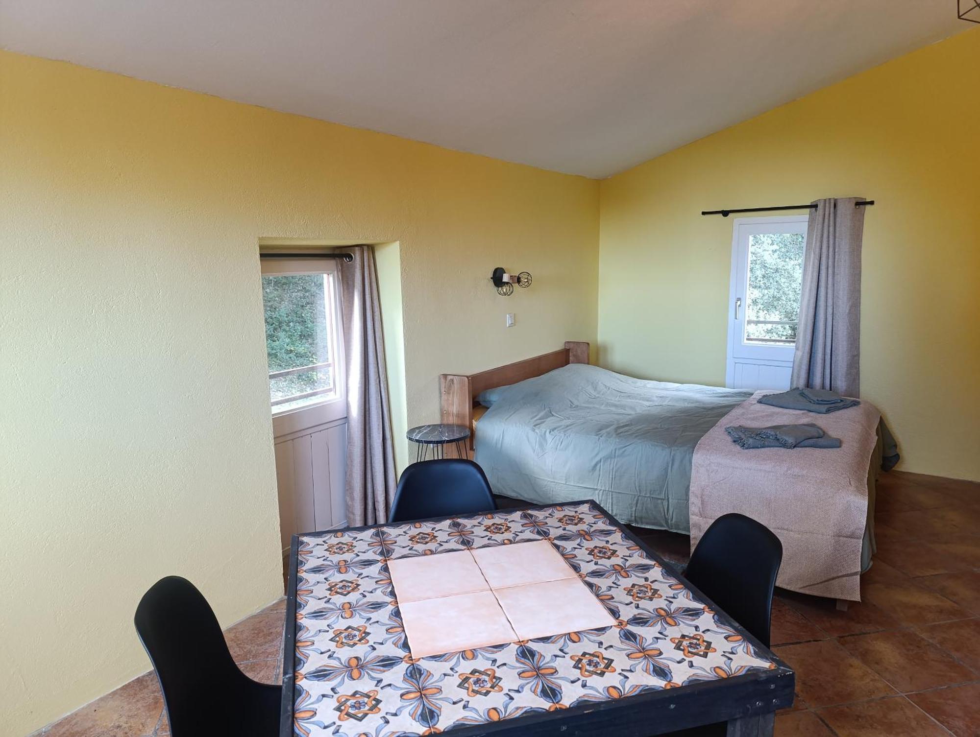 Mas Pitre Bed & Breakfast Besalú Eksteriør bilde